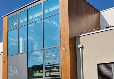 Vita.Rhena Breisach - Fitness und Büroflächen mit Weitblick unter einem Dach